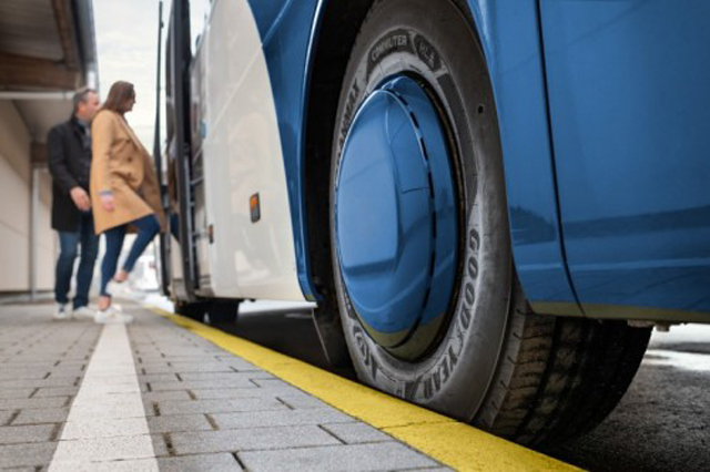 A Goodyear bemutatta az emberek mobilitást biztosító gumiabroncs-kínálatának legújabb kiegészítését, az URBANMAX COMMUTER-t, amely áthidalja a távolságot a távolsági és belvárosi abroncsok között.